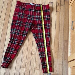 Old Navy ❤️💚💙Red and Green Plaid Pants